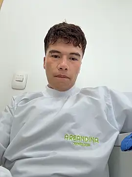 Snapshot of Logan_smith1 chatting on 03-11-26, 03:29 Logan smith1 online show from 03-11-26, 03:29