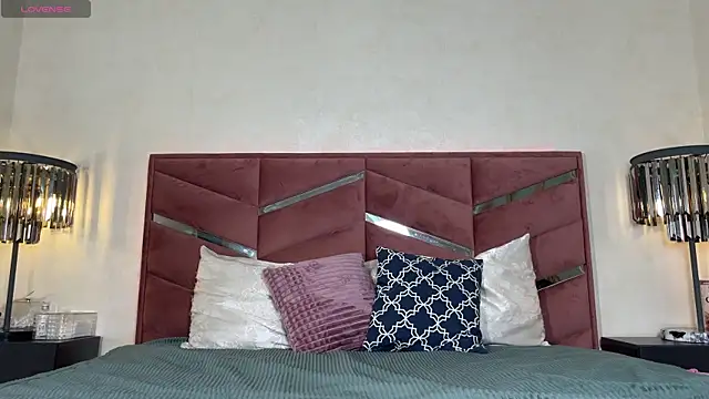 Snapshot of dollfromvenus chatting on 09-27-25, 01:16 dollfromvenus online show from 09-27-25, 01:16