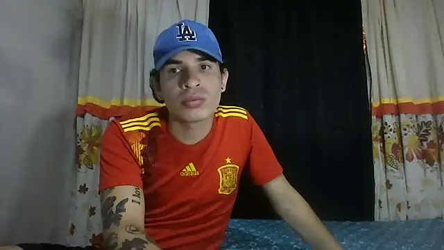 Snapshot of Bruno_Iris_sex chatting on 11-02-25, 02:58 Bruno Iris sex online show from 11-02-25, 02:58