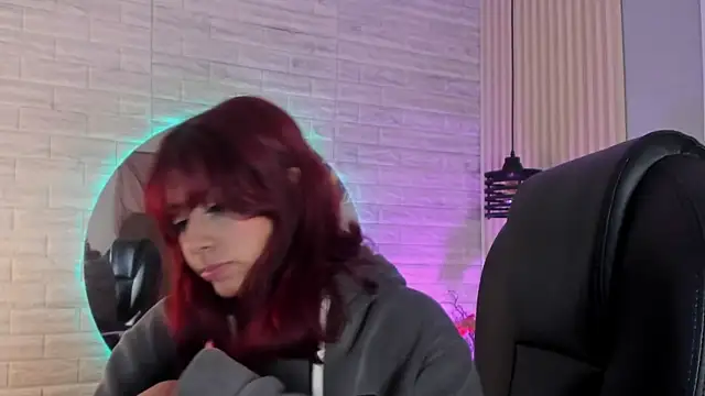 cloe  palmer online show from 12-05-24, 12:22