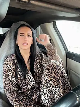 Snapshot of Lorina_Candy chatting on 12-14-25, 01:16 Lorina Candy online show from 12-14-25, 01:16