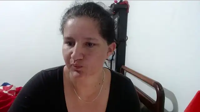 Angelinna Milf online show from 09-13-25, 05:35
