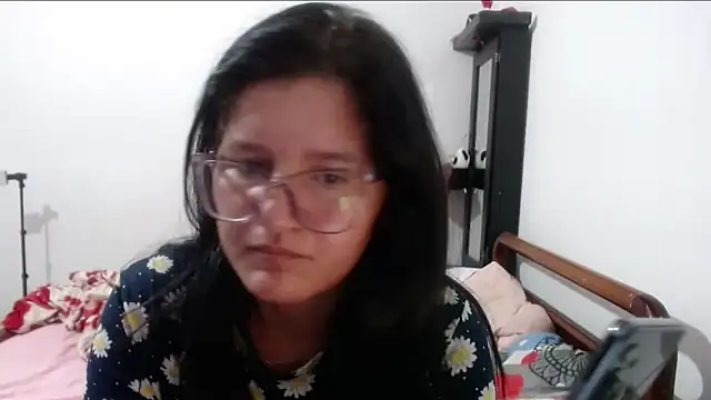 Angelinna Milf online show from 09-17-25, 04:30