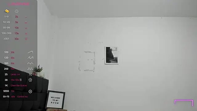 Snapshot of RoddyRich11 chatting on 02-05-26, 11:15 RoddyRich11 online show from 02-05-26, 11:15