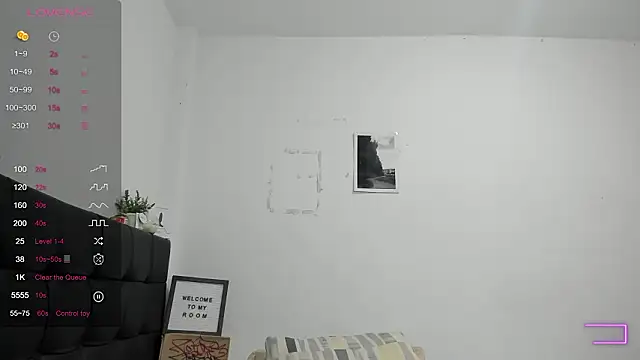 Snapshot of RoddyRich11 chatting on 03-18-26, 12:08 RoddyRich11 online show from 03-18-26, 12:08