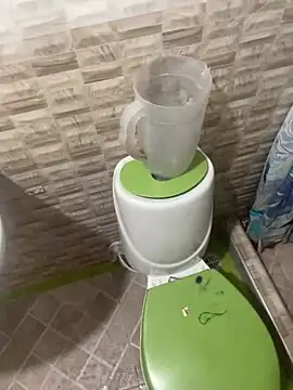 Snapshot of Cristian_099 chatting on 03-09-25, 06:32 Cristian 099 online show from 03-09-25, 06:32