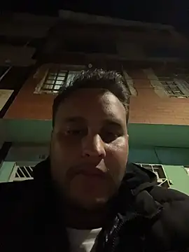 Snapshot of Cristian_099 chatting on 10-21-25, 11:49 Cristian 099 online show from 10-21-25, 11:49