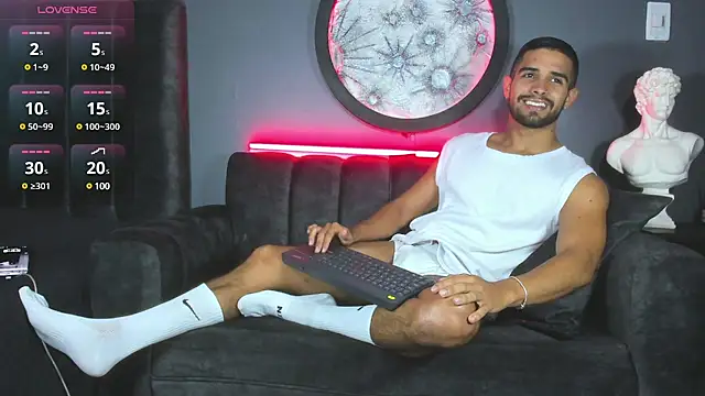 khriss brown online show from 02-03-25, 10:43