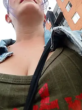 sophie banger online show from 11-29-25, 08:34