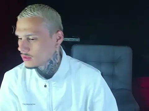 Snapshot of fucking_sinner chatting on 03-28-26, 02:27 fucking sinner online show from 03-28-26, 02:27