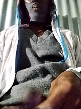 hornyxguy68 online show from 04-24-26, 02:14