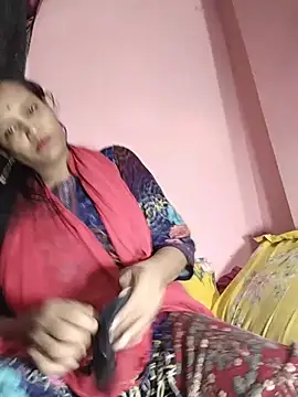 Snapshot of Oindrila-Rani chatting on 06-18-26, 06:45 Oindrila-Rani online show from 06-18-26, 06:45