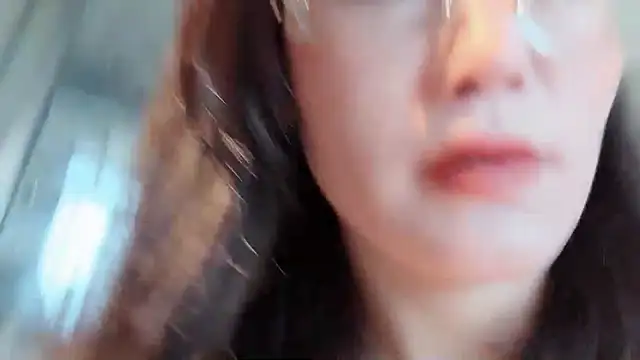 Krismil3 online show from 04-23-26, 01:18