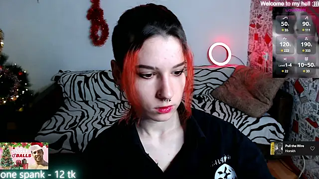 Snapshot of Miya_Wey_ chatting on 01-12-25, 11:07 Miya Wey online show from 01-12-25, 11:07