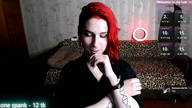 Snapshot of Miya_Wey_ chatting on 03-09-25, 07:37 Miya Wey online show from 03-09-25, 07:37