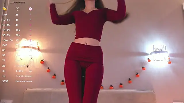 Snapshot of PetraBawden chatting on 11-24-25, 09:53 PetraBawden online show from 11-24-25, 09:53