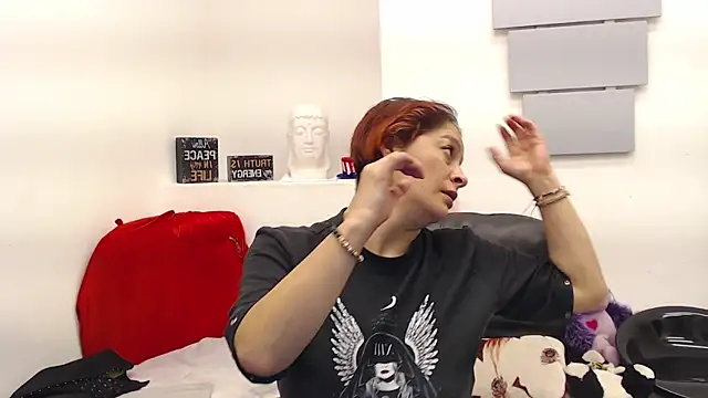 eva twiss online show from 04-19-26, 11:53