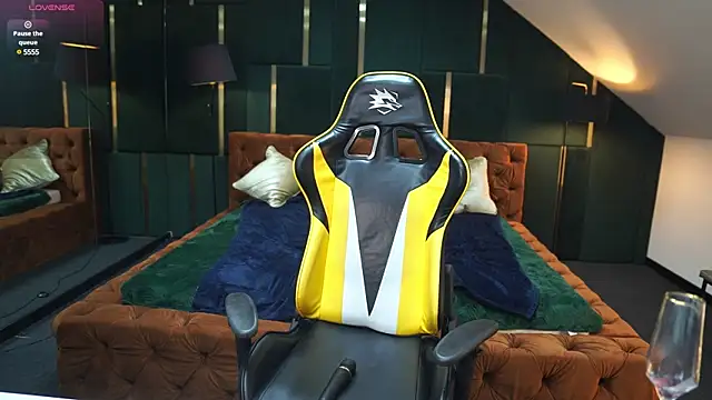 Alisa054 online show from 12-25-24, 08:28