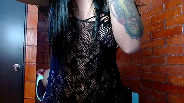 Snapshot of Raven__purple chatting on 03-20-25, 04:51 Raven purple online show from 03-20-25, 04:51