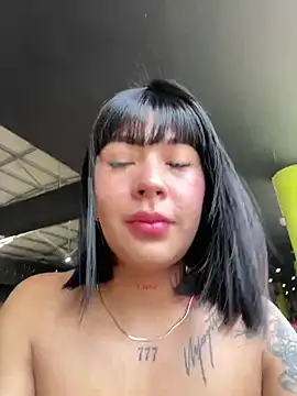 VictoriaEva online show from 03-04-25, 01:49