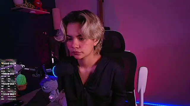 Snapshot of marlena3312 chatting on 02-20-26, 02:06 marlena3312 online show from 02-20-26, 02:06