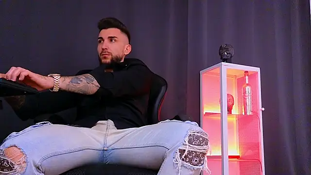 MightyAaron66 online show from 02-07-25, 11:56