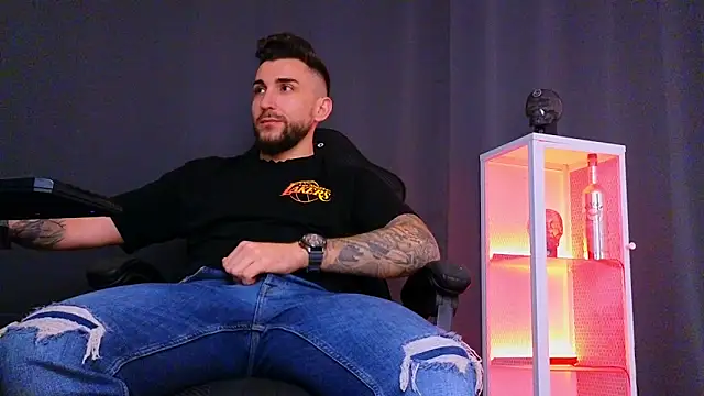 MightyAaron66 online show from 02-08-25, 11:55