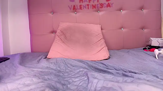 kata hazel online show from 02-14-25, 01:23