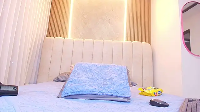 kata hazel online show from 04-16-26, 07:14