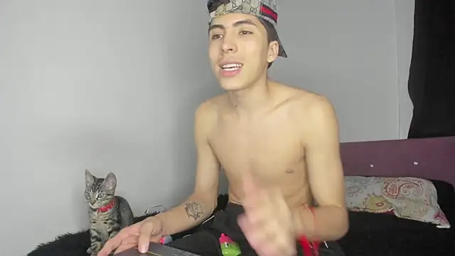 HeellBoy  online show from 05-14-26, 03:57