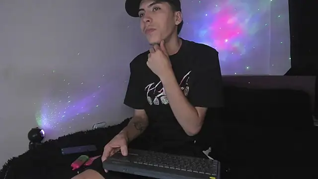 HeellBoy  online show from 05-23-26, 02:28