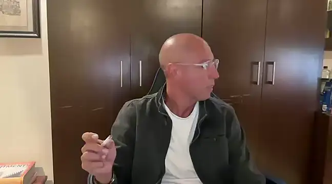 alanan881 online show from 12-18-24, 02:42