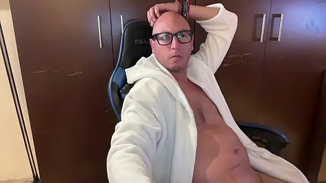 alanan881 online show from 11-26-25, 01:17