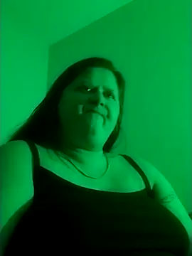 Snapshot of staceysmomfow chatting on 01-24-25, 12:52 staceysmomfow online show from 01-24-25, 12:52