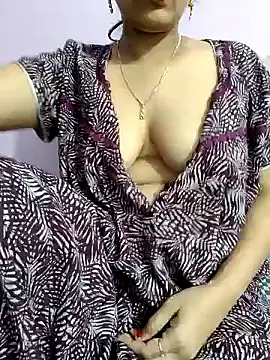 Snapshot of samitasharma chatting on 01-08-25, 12:37 samitasharma online show from 01-08-25, 12:37