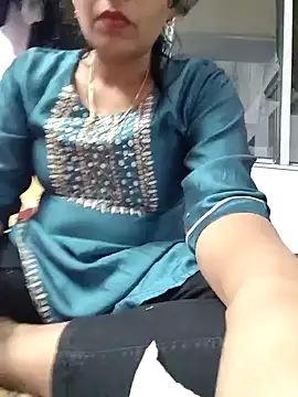 Snapshot of samitasharma chatting on 01-12-25, 03:03 samitasharma online show from 01-12-25, 03:03