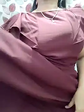 Snapshot of samitasharma chatting on 01-16-25, 05:01 samitasharma online show from 01-16-25, 05:01