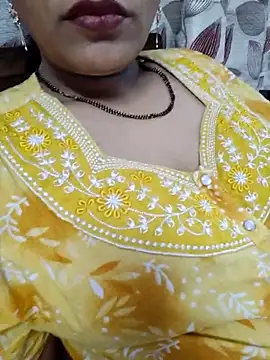 Snapshot of samitasharma chatting on 02-22-25, 03:36 samitasharma online show from 02-22-25, 03:36