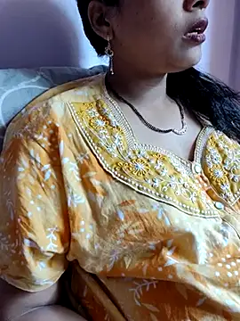 Snapshot of samitasharma chatting on 02-23-25, 05:45 samitasharma online show from 02-23-25, 05:45