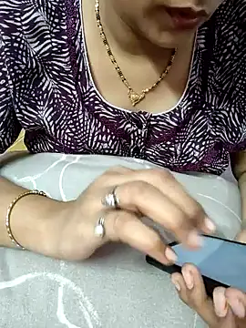 Snapshot of samitasharma chatting on 02-28-25, 03:26 samitasharma online show from 02-28-25, 03:26