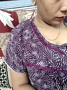 Snapshot of samitasharma chatting on 03-12-25, 04:46 samitasharma online show from 03-12-25, 04:46