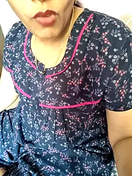 Snapshot of samitasharma chatting on 03-22-25, 05:17 samitasharma online show from 03-22-25, 05:17