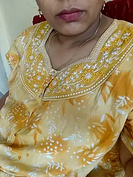 Snapshot of samitasharma chatting on 09-16-25, 06:14 samitasharma online show from 09-16-25, 06:14
