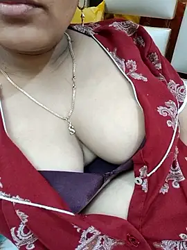 Snapshot of samitasharma chatting on 09-26-25, 07:23 samitasharma online show from 09-26-25, 07:23