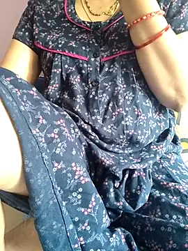 Snapshot of samitasharma chatting on 10-16-25, 05:19 samitasharma online show from 10-16-25, 05:19
