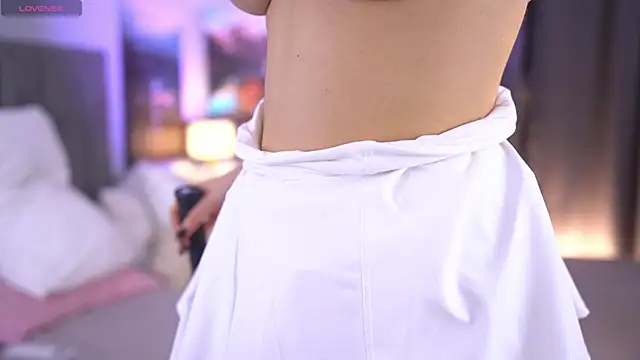 Snapshot of Tella_dream chatting on 01-23-25, 11:48 Tella dream online show from 01-23-25, 11:48