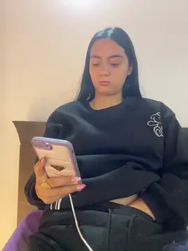 Snapshot of karla_nill chatting on 02-06-25, 07:07 karla nill online show from 02-06-25, 07:07