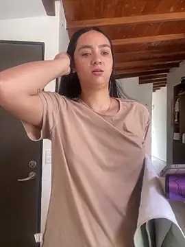 Snapshot of karla_nill chatting on 03-03-25, 05:39 karla nill online show from 03-03-25, 05:39