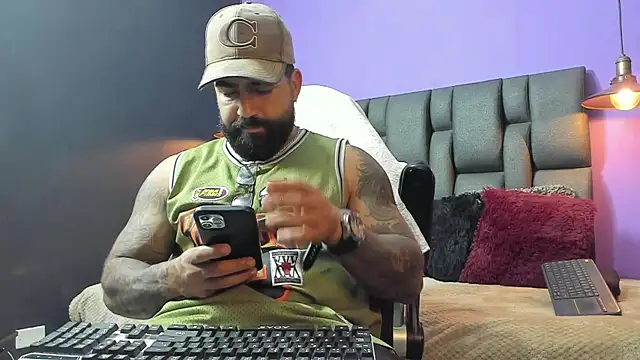 Lyon vach online show from 09-10-25, 10:32