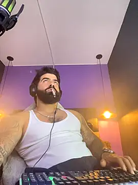 Lyon vach online show from 10-11-25, 07:34